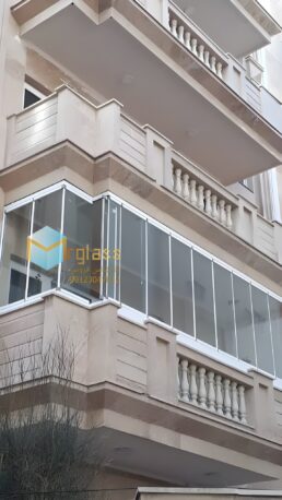 شیشه بالکنی
